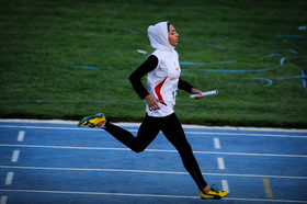 او در مسابقات دو امدادی بانوان نیز توانست مقام اول را کسب کند.